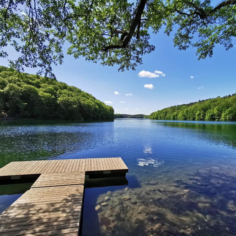Tweet Tohuus Apartment Feldberger Seenlandschaft Екстериор снимка